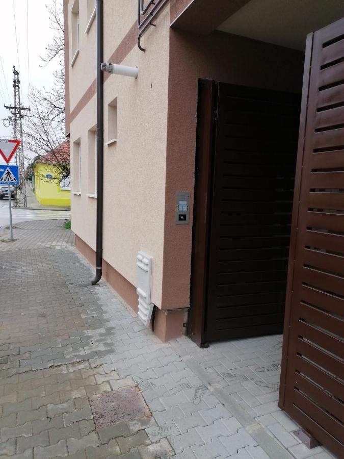 Ferienwohnung Apartman Iva Vrsac Exterior foto